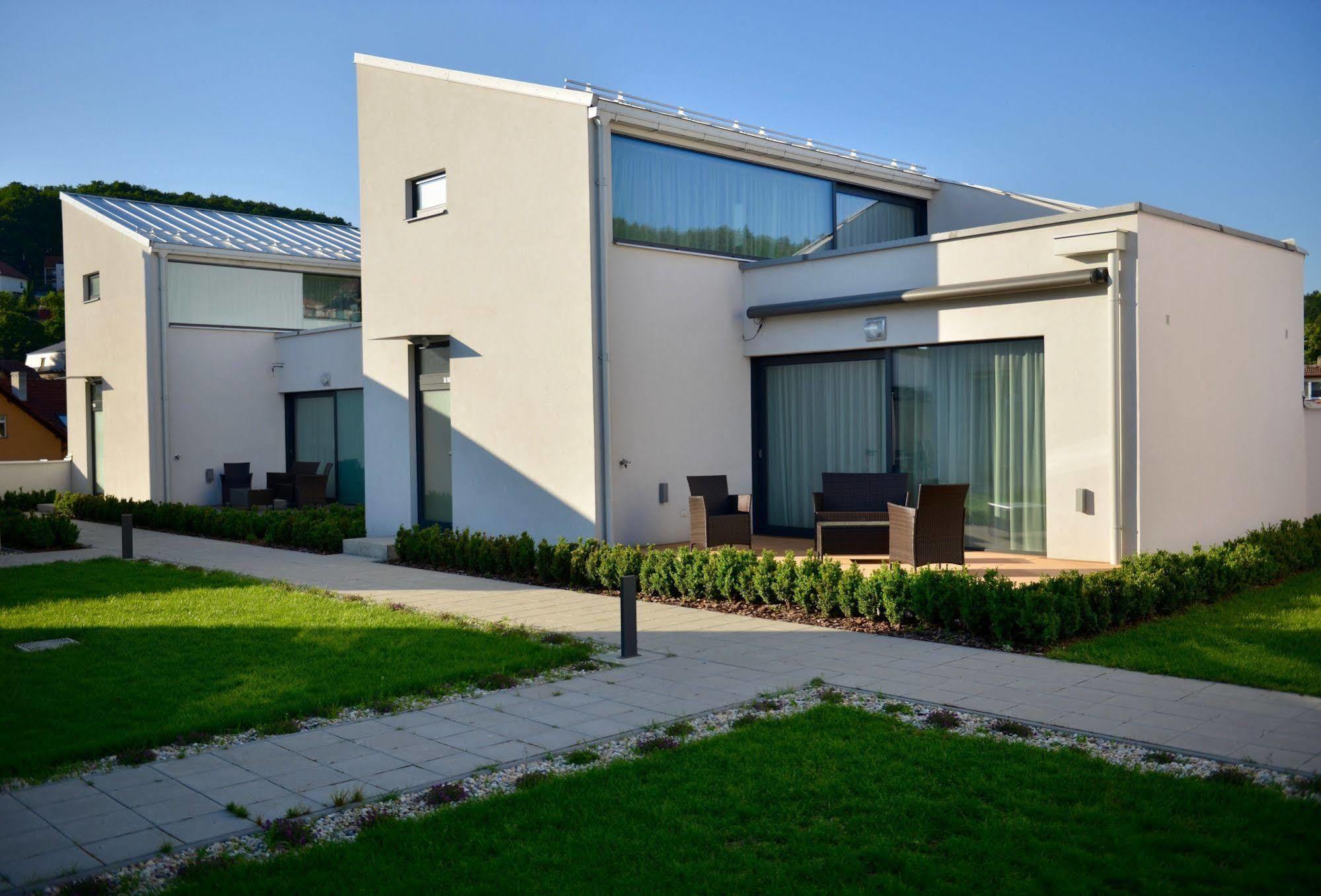 Apartmany Eden - Rezidence Luhačovice エクステリア 写真